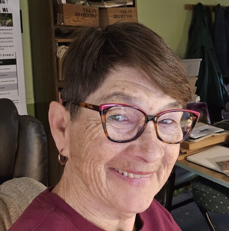 Jackie Smith, Founder of 3 Pillars Marketing is out to disrupt the status quo for a better world, join her!