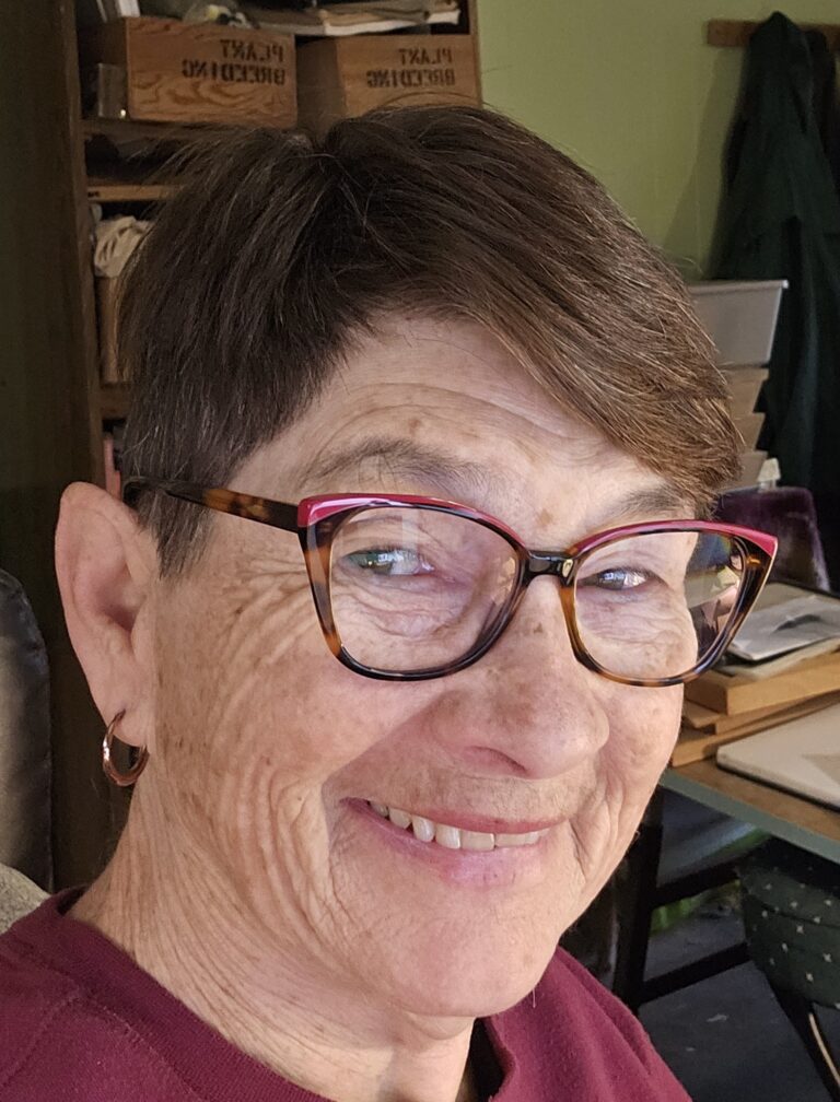 Jackie Smith, Founder of 3 Pillars Marketing is out to disrupt the status quo for a better world, join her!